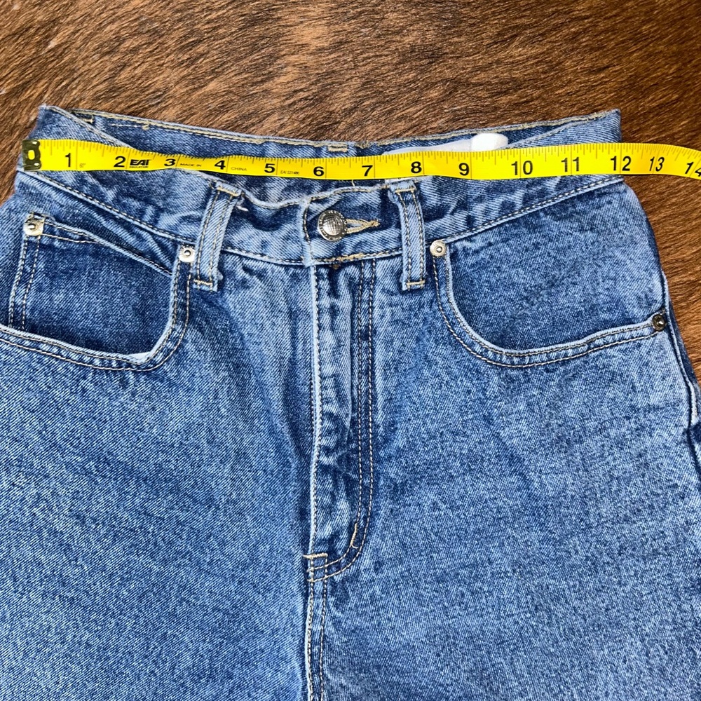 Vintage Medium Wash Lawmans Jeans with RARE Patch - Picture 3 of 6